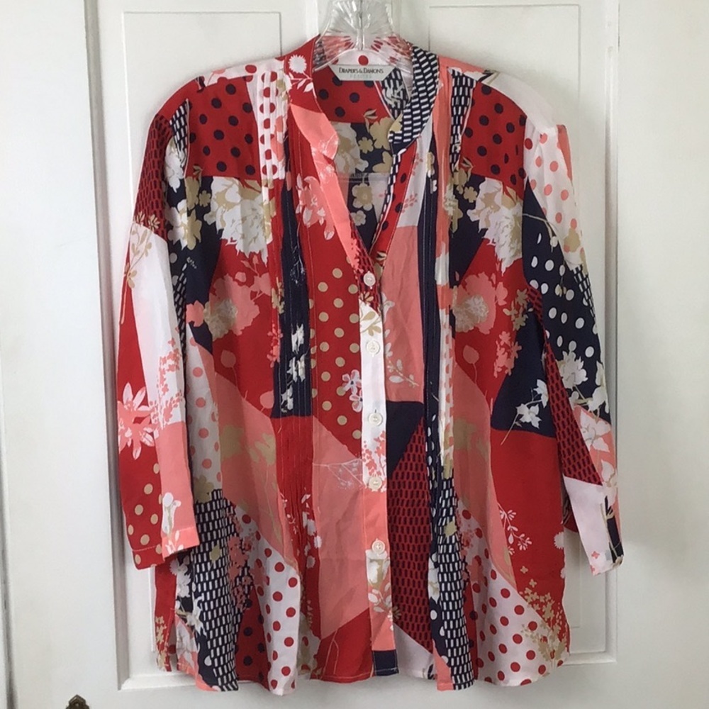Expressive Patchwork Print Button-Front Women’s Blouse - Red Multi
